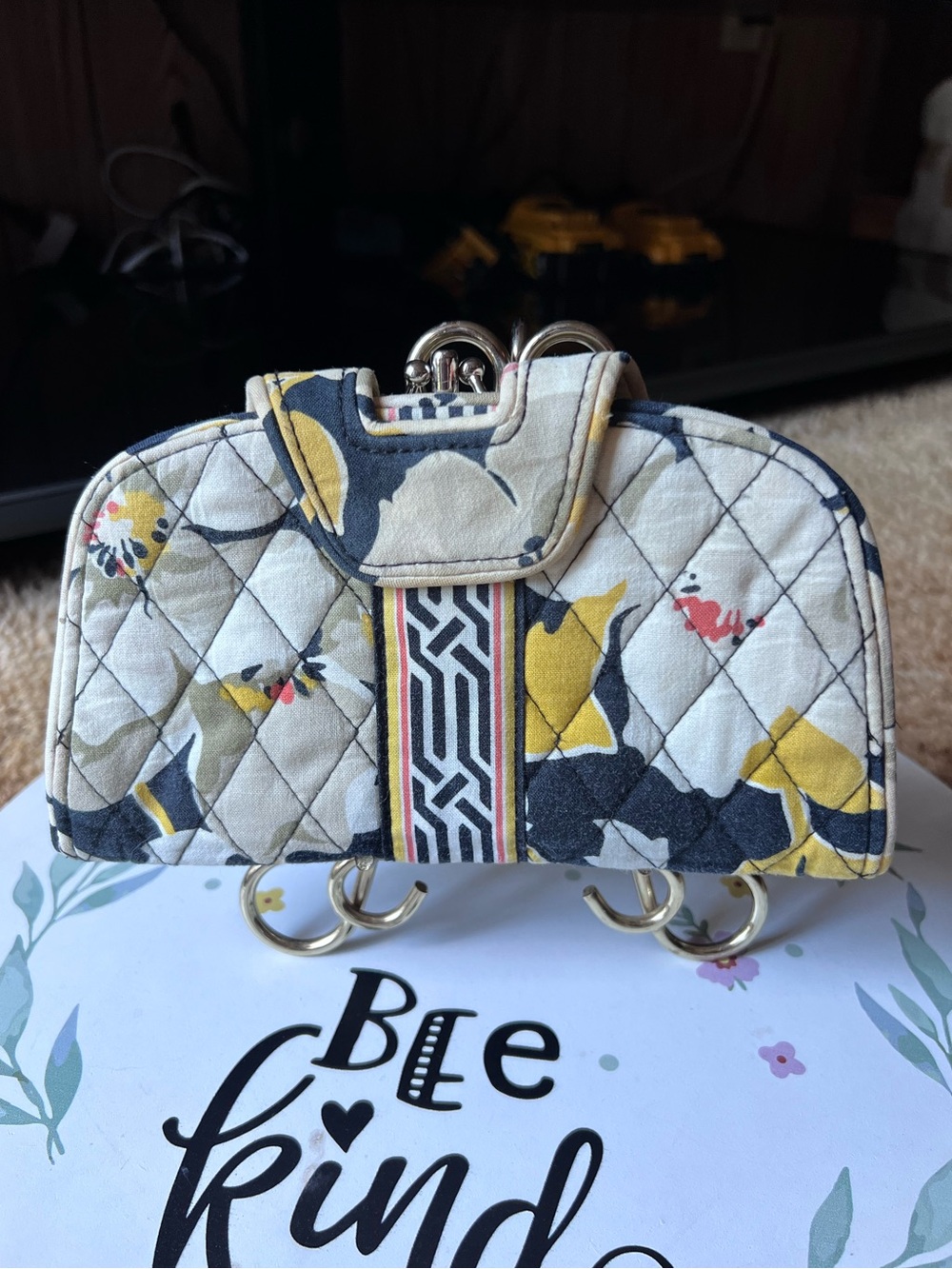 Quilted Vera Bradley "Kiss n' Snap" organizer wallet in the retired Dogwood. - Picture 13 of 17